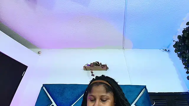 AlexaRousse4u online show from May 12, 2026, 10:27 pm