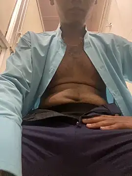 Snapshot of Dazzling_dude chatting on March 7, 2026, 7:30 pm Dazzling dude online show from March 7, 2026, 7:30 pm