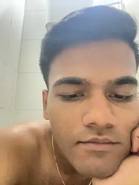 Snapshot of Dazzling_dude chatting on March 30, 2026, 6:31 pm Dazzling dude online show from March 30, 2026, 6:31 pm