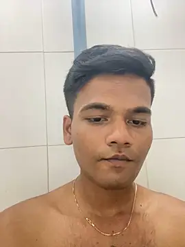 Snapshot of Dazzling_dude chatting on March 28, 2026, 8:43 pm Dazzling dude online show from March 28, 2026, 8:43 pm