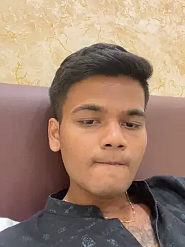 Snapshot of Dazzling_dude chatting on April 2, 2026, 7:20 pm Dazzling dude online show from April 2, 2026, 7:20 pm