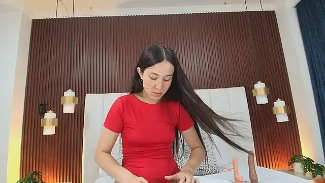 Snapshot of Brisa_Silva chatting on March 3, 2026, 12:01 pm Brisa Silva online show from March 3, 2026, 12:01 pm