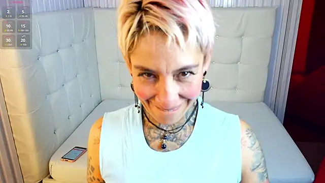 Snapshot of Everlyn_sexx chatting on March 24, 2026, 1:33 pm Everlyn sexx online show from March 24, 2026, 1:33 pm