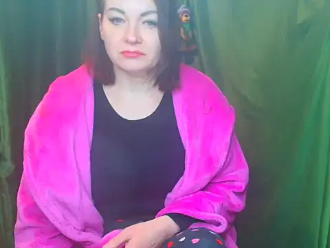 Snapshot of Milana9732 chatting on April 12, 2026, 3:26 pm Milana9732 online show from April 12, 2026, 3:26 pm