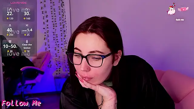 Snapshot of Kittycat_meooow chatting on March 26, 2026, 9:24 pm Kittycat meooow online show from March 26, 2026, 9:24 pm