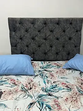 samanta big ass  online show from February 25, 2026, 11:21 am