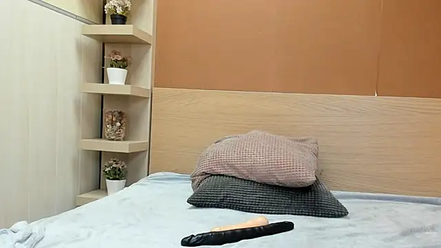 PinkyTwerkyX online show from March 15, 2026, 10:44 am