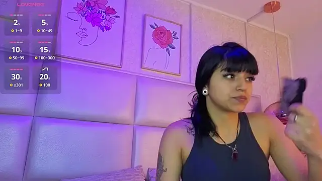 Xara u online show from May 20, 2026, 8:39 pm