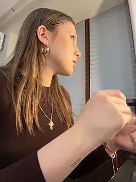 Snapshot of YourSweetArya chatting on February 14, 2026, 2:17 pm YourSweetArya online show from February 14, 2026, 2:17 pm