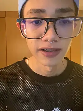 Snapshot of Santi_Princex chatting on May 13, 2026, 12:17 am Santi Princex online show from May 13, 2026, 12:17 am