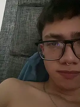 Snapshot of Santi_Princex chatting on February 11, 2026, 3:50 am Santi Princex online show from February 11, 2026, 3:50 am