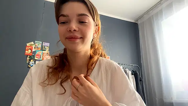 TaliaOgwynn online show from February 10, 2026, 9:19 am