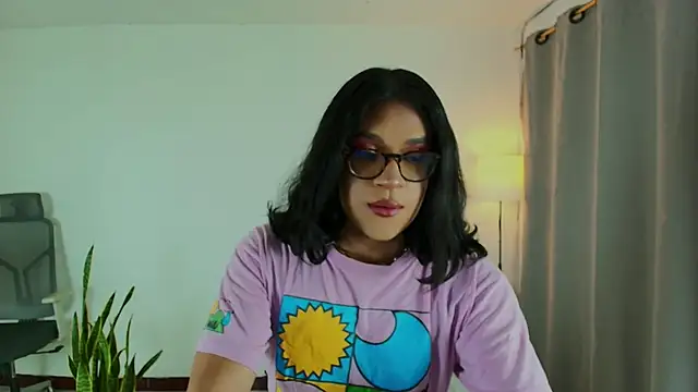 Snapshot of succubus_Vitta chatting on May 13, 2026, 11:01 pm succubus Vitta online show from May 13, 2026, 11:01 pm
