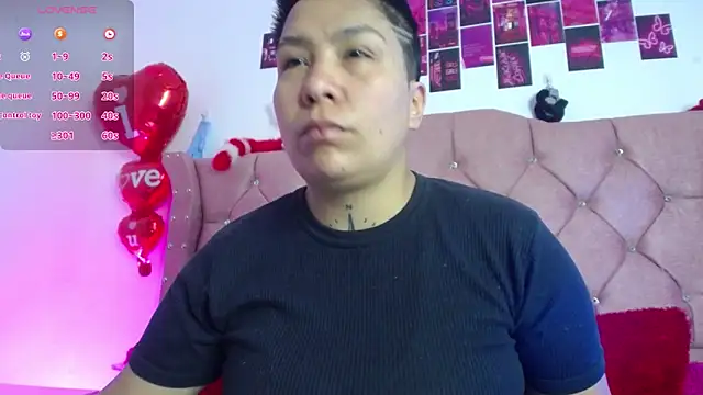 Snapshot of nat_evans8 chatting on May 15, 2026, 3:59 am nat evans8 online show from May 15, 2026, 3:59 am
