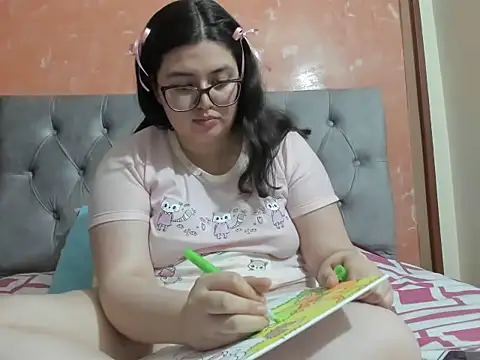 Snapshot of DearestKittyKat chatting on February 21, 2026, 4:58 am DearestKittyKat online show from February 21, 2026, 4:58 am