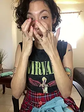 Snapshot of JeanneDuval8888 chatting on February 28, 2026, 12:32 am JeanneDuval8888 online show from February 28, 2026, 12:32 am