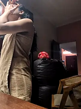 sexysilmy online show from March 25, 2026, 5:51 am