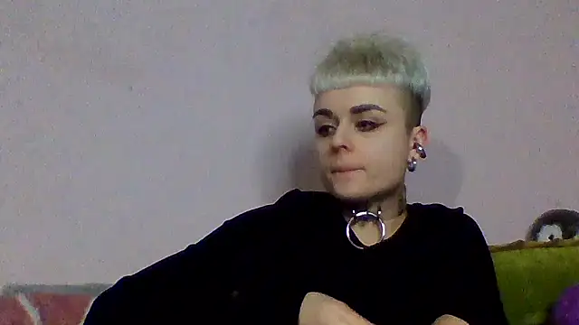 AlisaDear257 online show from February 11, 2026, 9:14 pm