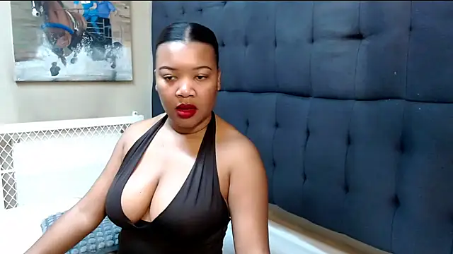 Snapshot of BigBunSquirt chatting on May 6, 2026, 6:39 am BigBunSquirt online show from May 6, 2026, 6:39 am
