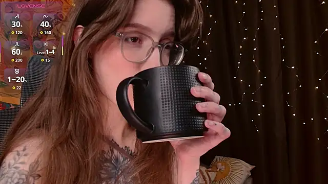 lolami  online show from March 7, 2026, 5:58 am