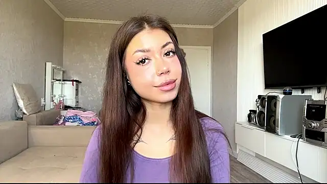 Snapshot of You_Club_Winx chatting on May 2, 2026, 7:24 am You Club Winx online show from May 2, 2026, 7:24 am