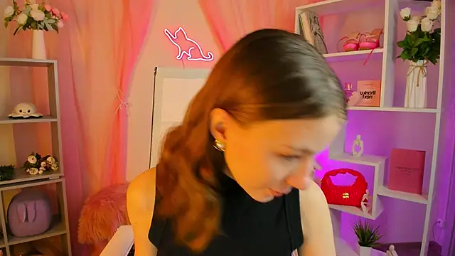 Snapshot of ElliFrankenweenie chatting on March 3, 2026, 9:27 am ElliFrankenweenie online show from March 3, 2026, 9:27 am