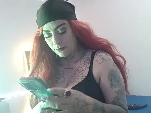 Snapshot of mia_vantt chatting on March 18, 2026, 10:10 pm mia vantt online show from March 18, 2026, 10:10 pm