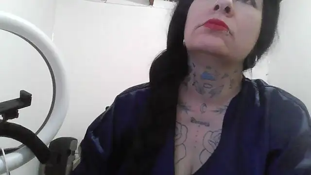 Snapshot of mia_vantt chatting on March 30, 2026, 12:50 pm mia vantt online show from March 30, 2026, 12:50 pm