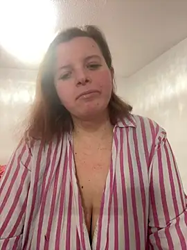 Laura-Loveyou online show from February 26, 2026, 5:57 pm