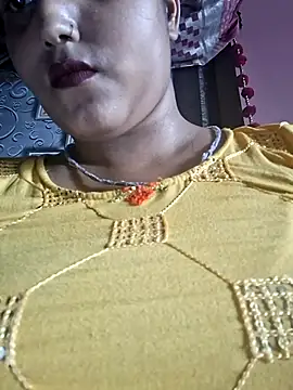 Snapshot of Nency_Love143 chatting on July 26, 2026, 7:15 am Nency Love143 online show from July 26, 2026, 7:15 am
