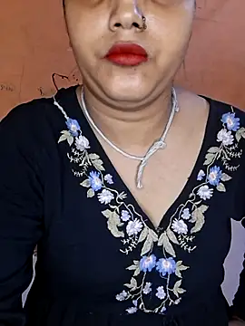 Snapshot of Nency_Love143 chatting on June 6, 2026, 6:35 pm Nency Love143 online show from June 6, 2026, 6:35 pm