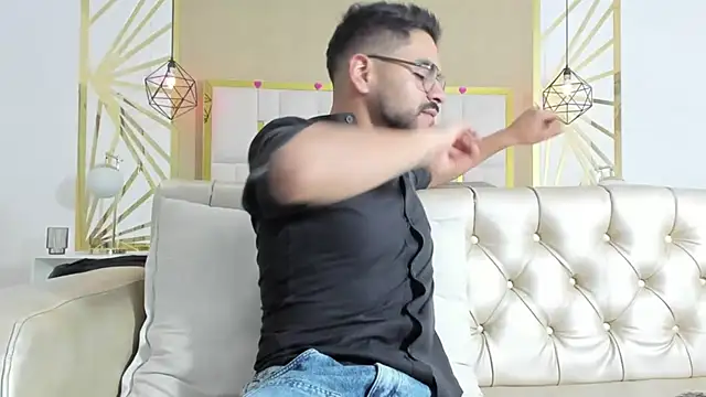 Snapshot of HotPulse_vc chatting on March 21, 2026, 2:32 pm HotPulse vc online show from March 21, 2026, 2:32 pm