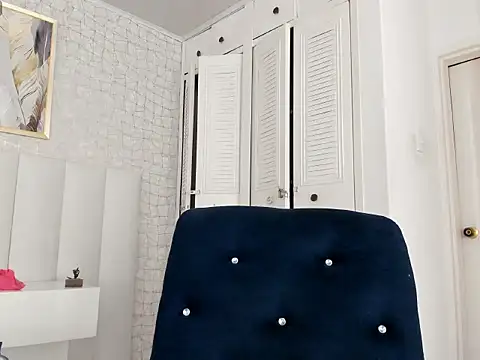 AngellHott  online show from March 6, 2026, 10:38 pm