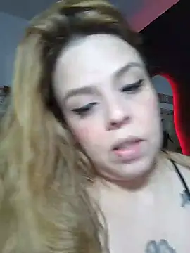Snapshot of laila_d chatting on May 21, 2026, 9:23 pm laila d online show from May 21, 2026, 9:23 pm