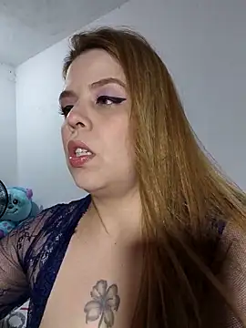 Snapshot of laila_d chatting on May 6, 2026, 2:48 am laila d online show from May 6, 2026, 2:48 am