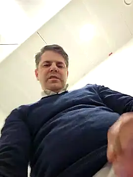 nymphomanxluve online show from February 10, 2026, 5:23 pm