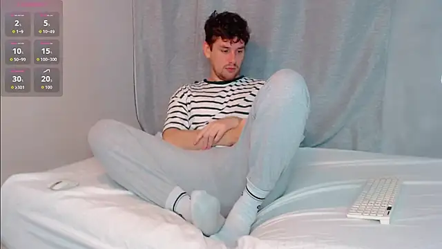 Snapshot of Luc_7 chatting on March 6, 2026, 6:58 pm Luc 7 online show from March 6, 2026, 6:58 pm