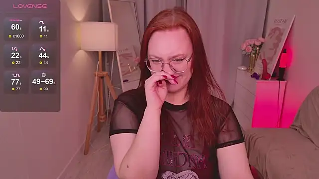 Snapshot of SpicyFox_ chatting on March 21, 2026, 1:59 pm SpicyFox online show from March 21, 2026, 1:59 pm