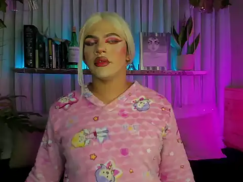 Miss-liaa online show from March 8, 2026, 12:16 am