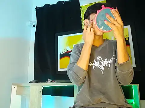 Snapshot of jullian_ricci chatting on March 20, 2026, 7:26 pm jullian ricci online show from March 20, 2026, 7:26 pm