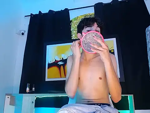 Snapshot of jullian_ricci chatting on March 25, 2026, 7:46 pm jullian ricci online show from March 25, 2026, 7:46 pm