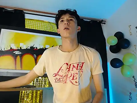 Snapshot of jullian_ricci chatting on March 16, 2026, 8:11 pm jullian ricci online show from March 16, 2026, 8:11 pm