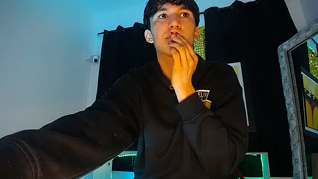 Snapshot of jullian_ricci chatting on March 28, 2026, 8:54 pm jullian ricci online show from March 28, 2026, 8:54 pm