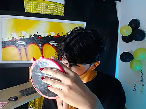 Snapshot of jullian_ricci chatting on March 17, 2026, 7:39 pm jullian ricci online show from March 17, 2026, 7:39 pm