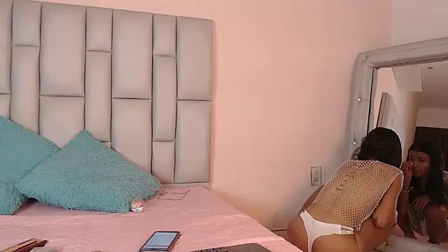 sugar doll1 online show from February 26, 2026, 8:53 pm