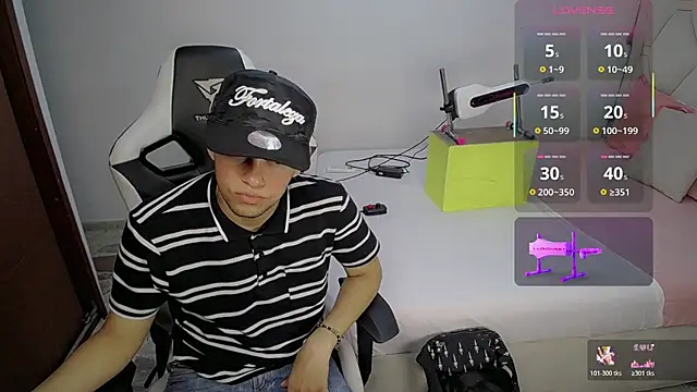 Top and bottom online show from February 24, 2026, 9:48 pm