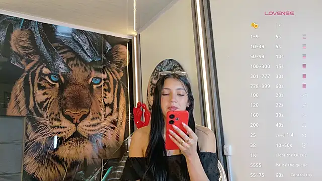 Snapshot of _ArianaToroo chatting on March 13, 2026, 2:33 pm ArianaToroo online show from March 13, 2026, 2:33 pm