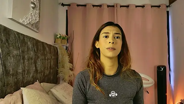 MelanyStone  online show from February 23, 2026, 12:17 pm