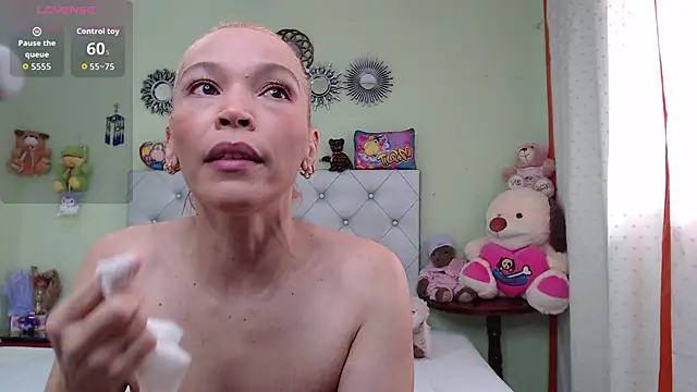 Dayana Smithh online show from March 24, 2026, 6:52 pm