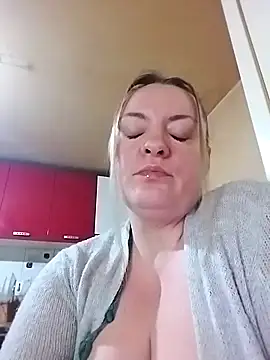 HotStepmommy4 online show from February 25, 2026, 10:20 pm